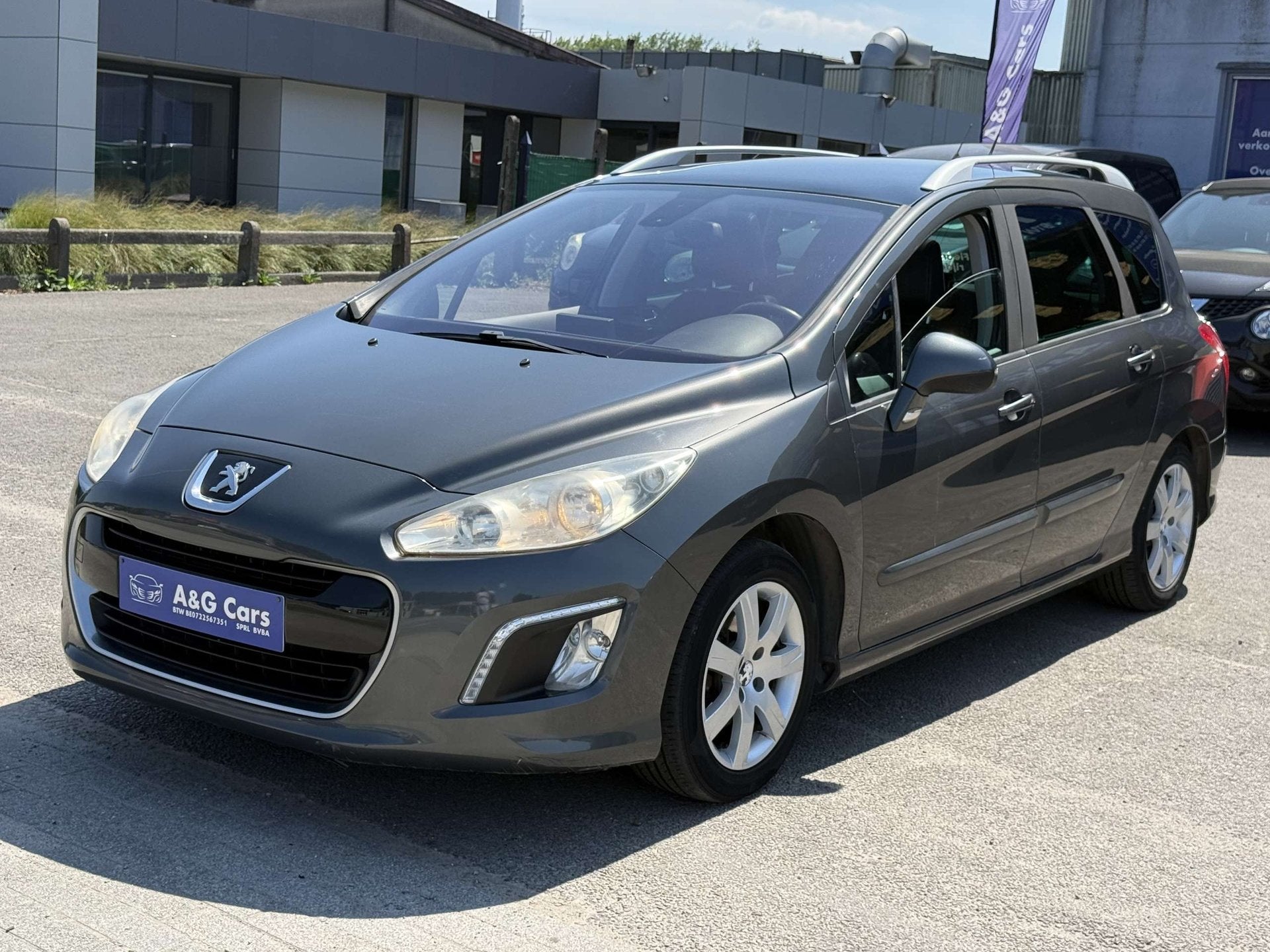 Peugeot 308 308 SW 1.6 D HDi Feline FAP, Entreprise, Noir, 5 portes, Automatique