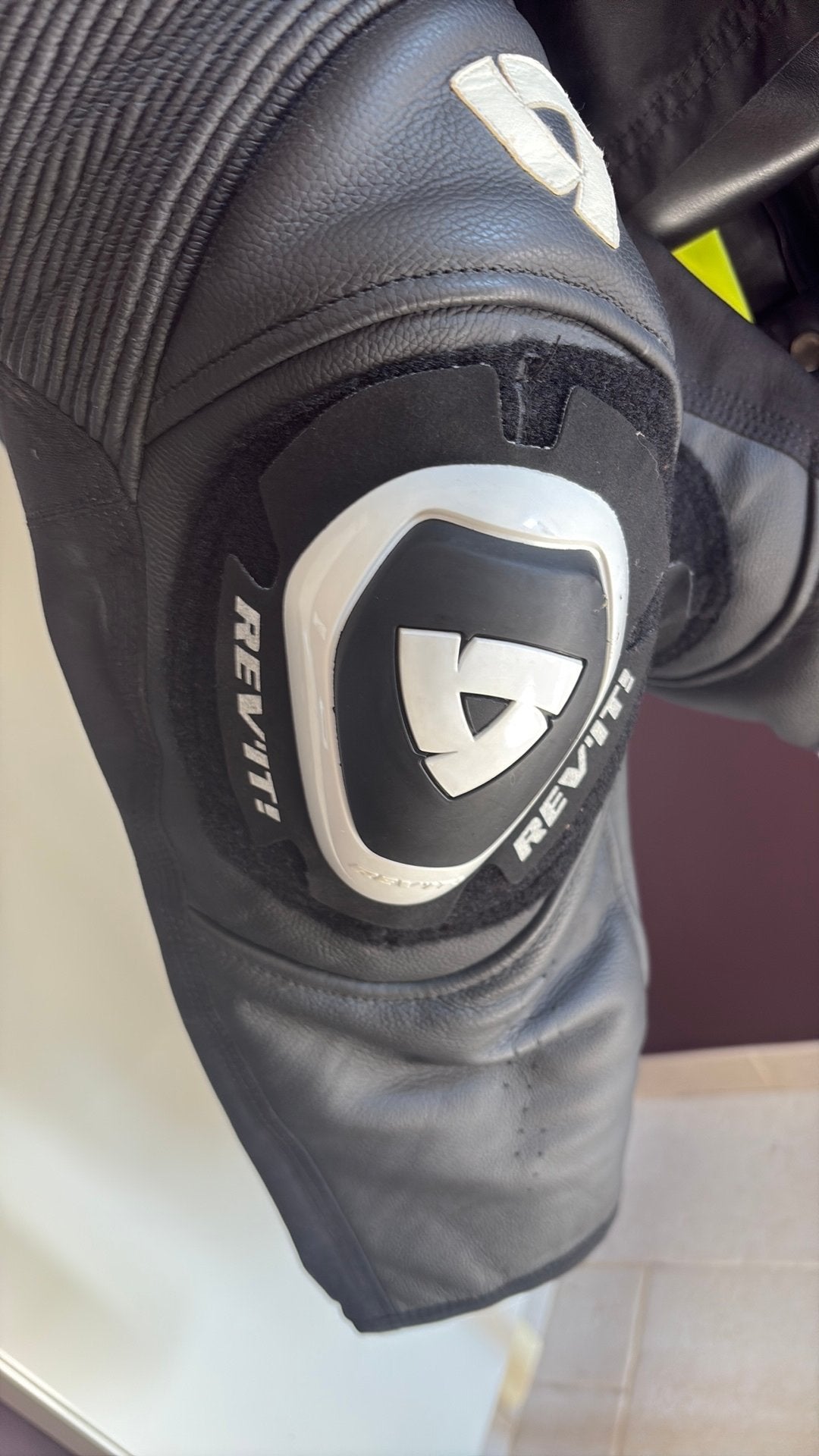 Revit knee sliders 2stuks, Motoren, Ophalen