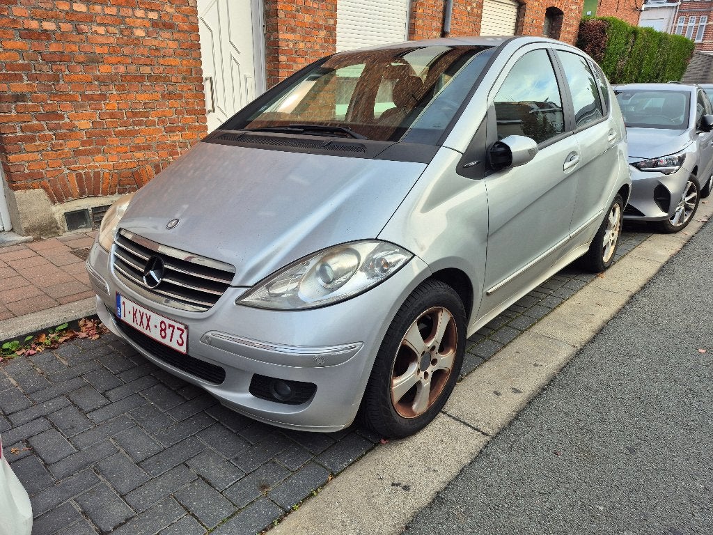 voiture Mercedes class a, Autos, Cuir, Achat, Noir, 5 portes