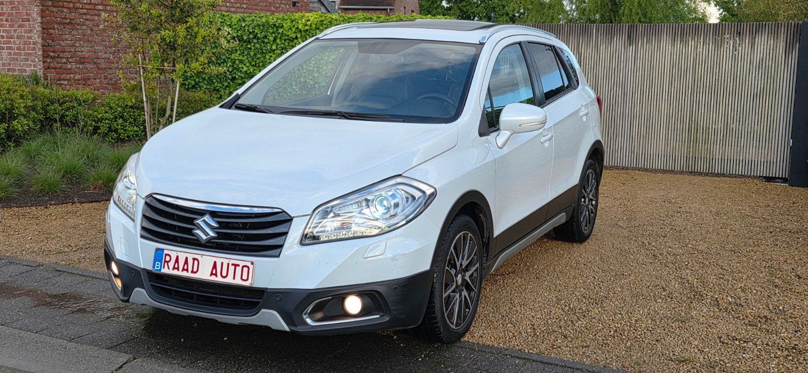Suzuki SX4 S_CROSS _ 1ÈRE MAIN _ boîte auto / 1.6 _ 88kw !, Autos, Cuir, Achat, Euro 6, Entreprise