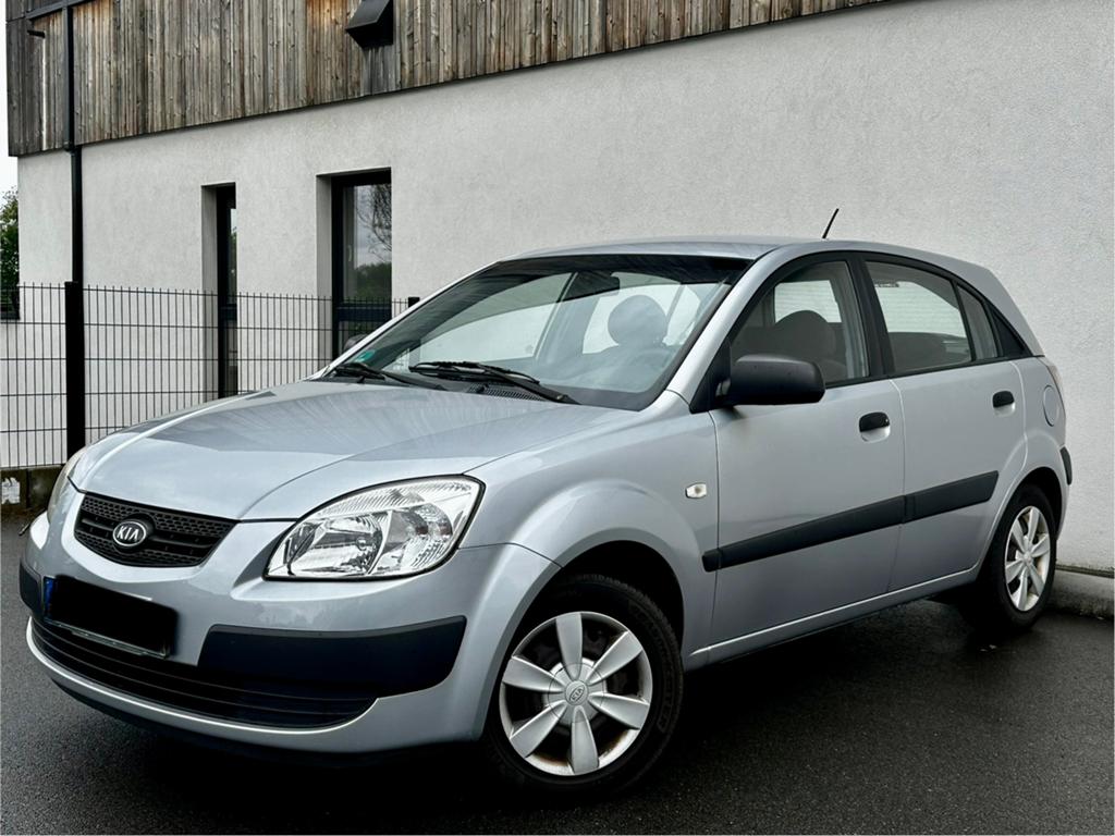 KIA RIO 1.4 *Essence* Prête à immatriculer, Auto's, Kia, Voorwielaandrijving, Testrit aan huis, Stof, 4 cilinders