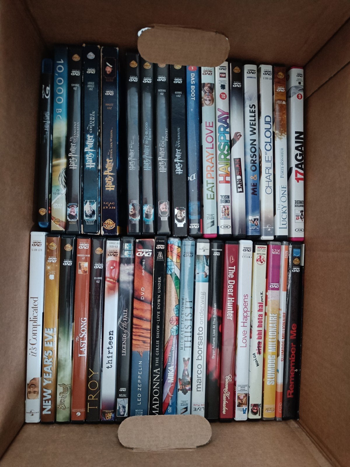 Doos met dvd's 2, Ophalen
