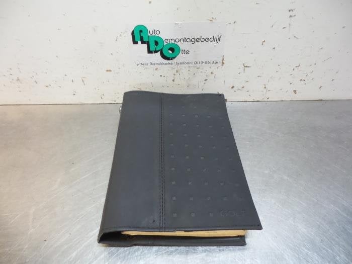 Instructie Boekje van een Volkswagen Golf (Golf 97-), Gebruikt, -, Volkswagen, -
