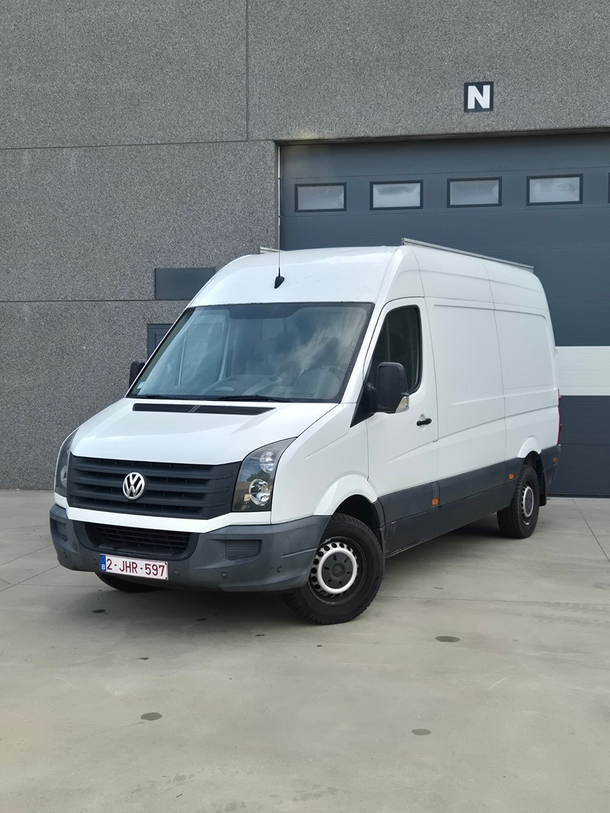 Volkswagen Crafter L2H2 2.0 TDI 2016, Auto's, Voorwielaandrijving, Zwart, Volkswagen, Leder en Stof