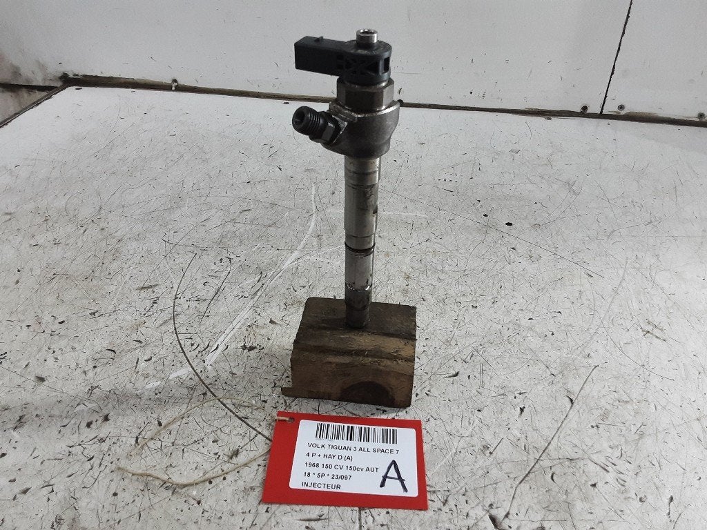 INJECTEUR Volkswagen Tiguan Allspace (BW2) (04L130277AC), Volkswagen, Mevr. I. Hauben, Utilisé, Rue de l'Espoir 34 34
4030  GRIVEGNÉE, BE