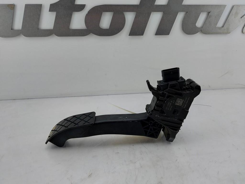 PEDALE D'ACCELERATEUR Volkswagen ID.4 (E21) (|1EB723503|), Dhr. J. Ham, Volkswagen, Administratie@autoham.nl, Utilisé