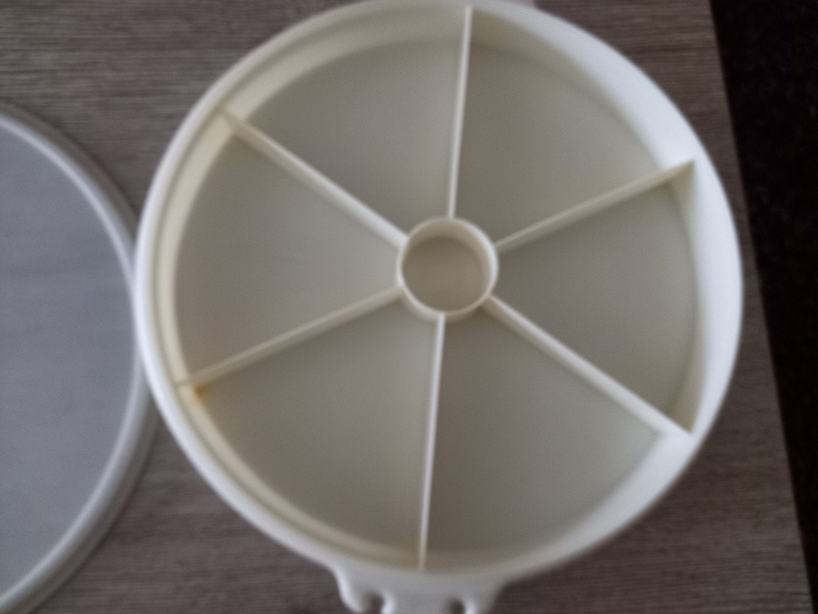Bewaardoos tupperware, Ophalen, Bewaardoos
