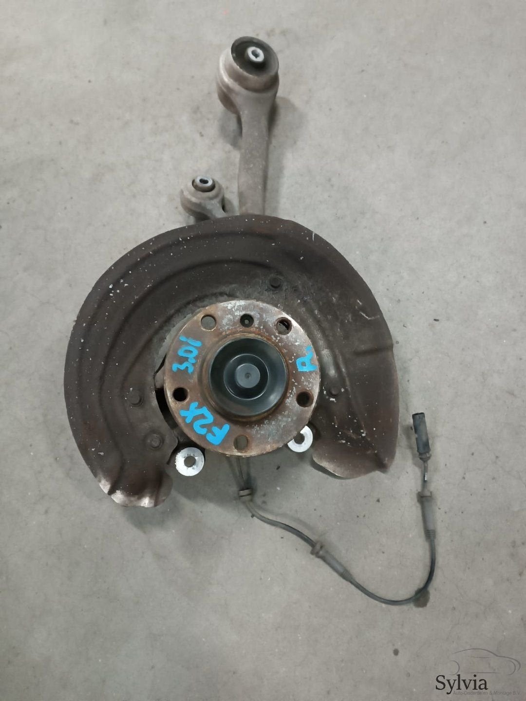 Fusee rechtsvoor BMW 1 serie F20 F21 M135i 3.0i 31216792286, Autos : Pièces & Accessoires, -, Utilisé, -, -