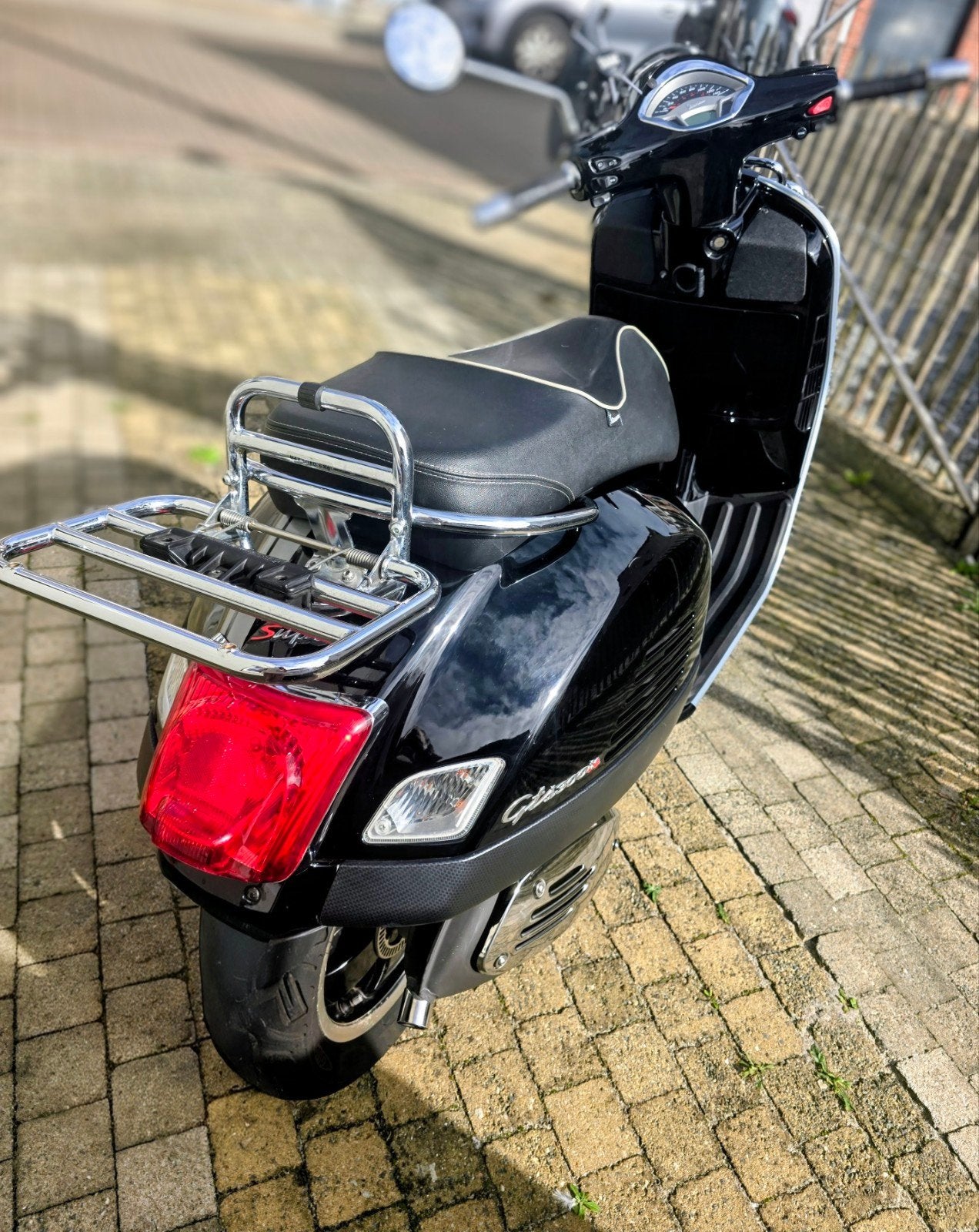 Vespa GTS 300ie 2015 met topkoffer, Particulier