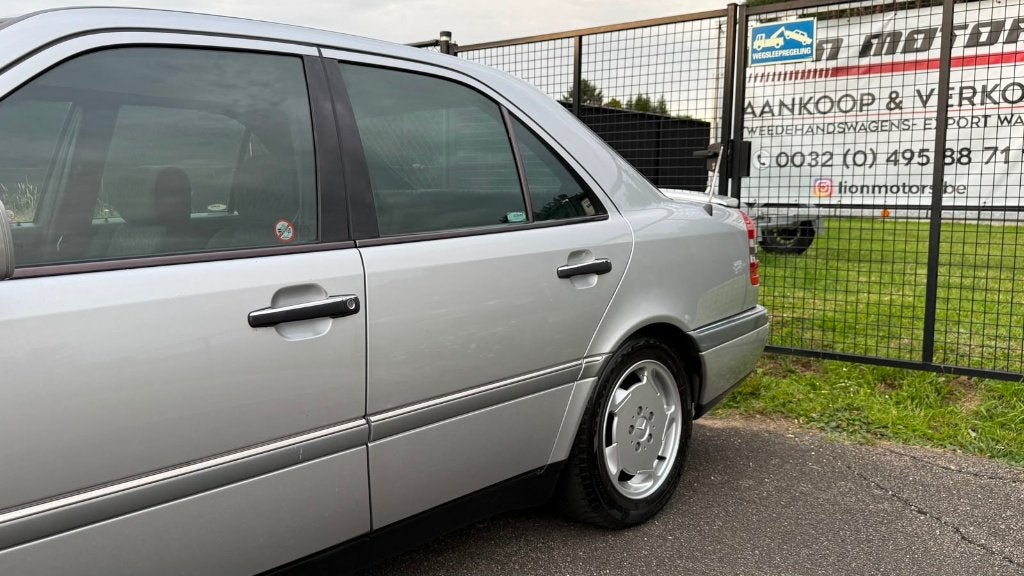 Mercedes Benz C180 Elegance | Showroomstaat | 122pk |, Auto's, 90 kW, Achterwielaandrijving, 1799 cc, Mercedes-Benz