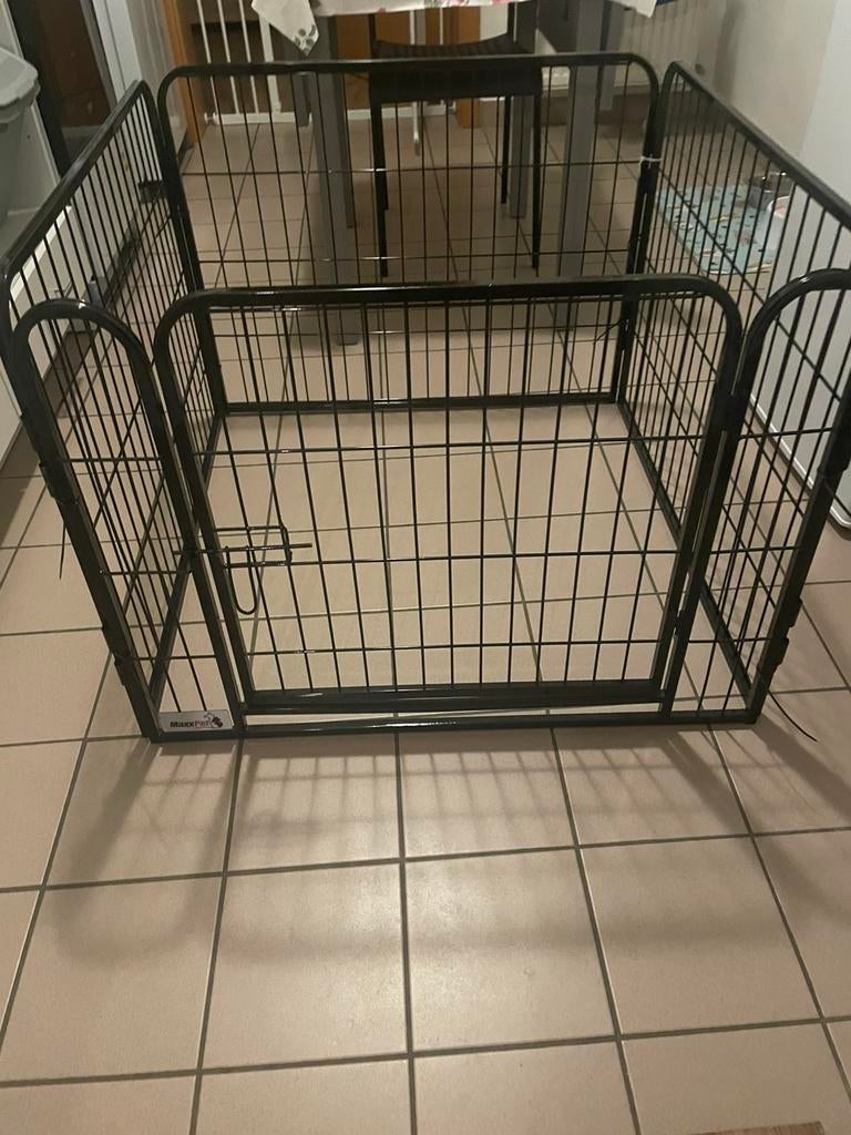 Parc pour chien / chiot en métal – très bon état, Enlèvement, Utilisé