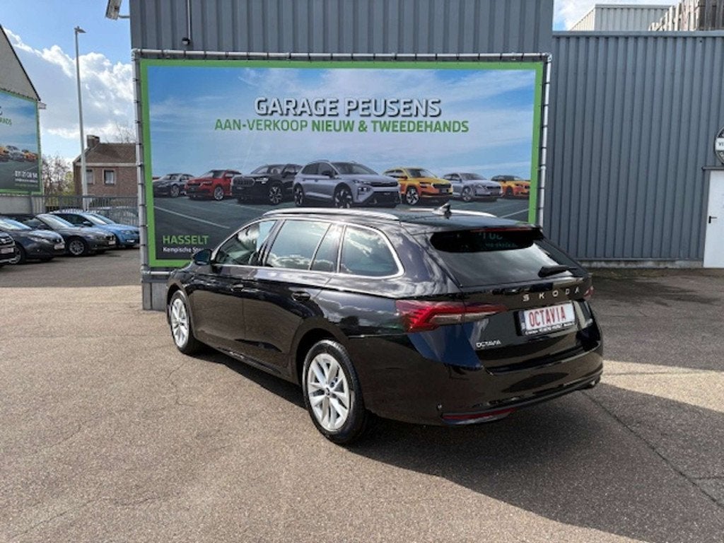 Skoda Octavia 1.5 TSI eTec MHEV Selection DSG (automatique), Autos, Skoda, Neuf, Achat, Euro 6, Entreprise