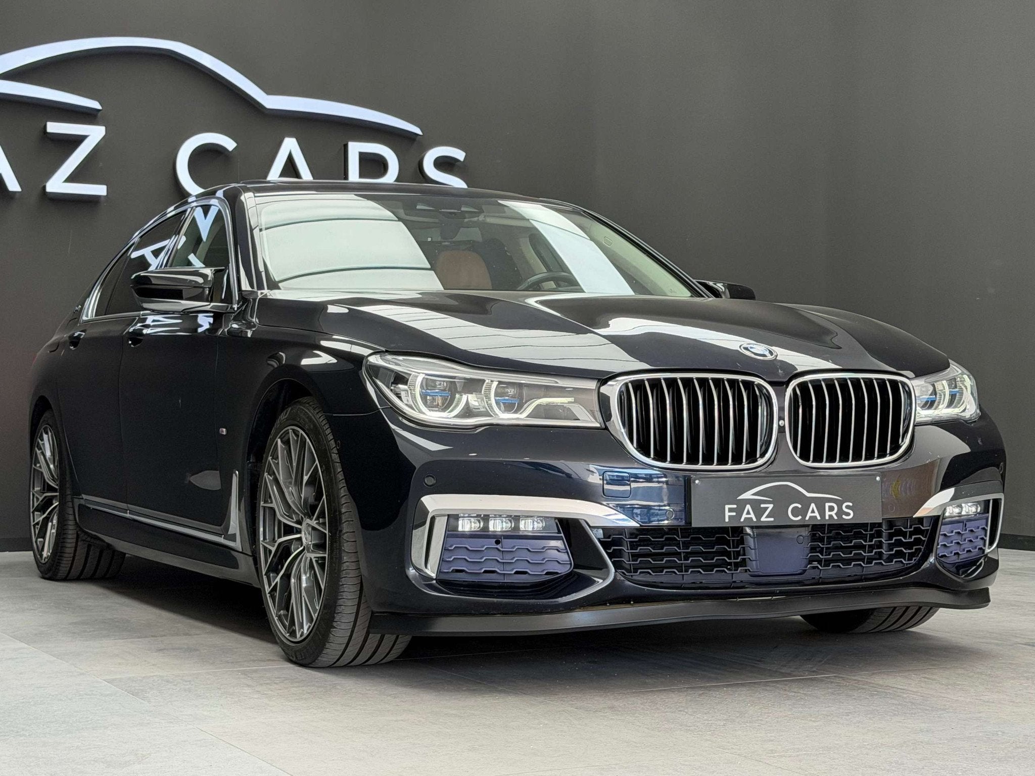 BMW 7 Serie 740 eAS Plug-In Hybrid * PACK M + FULL OPTIONS +, Auto's, Automaat, Gebruikt, Euro 6, 4 cilinders