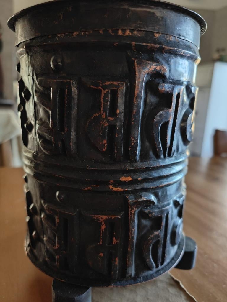 2 Tibetaanse / Nepalese gebedsmolens, Verzenden