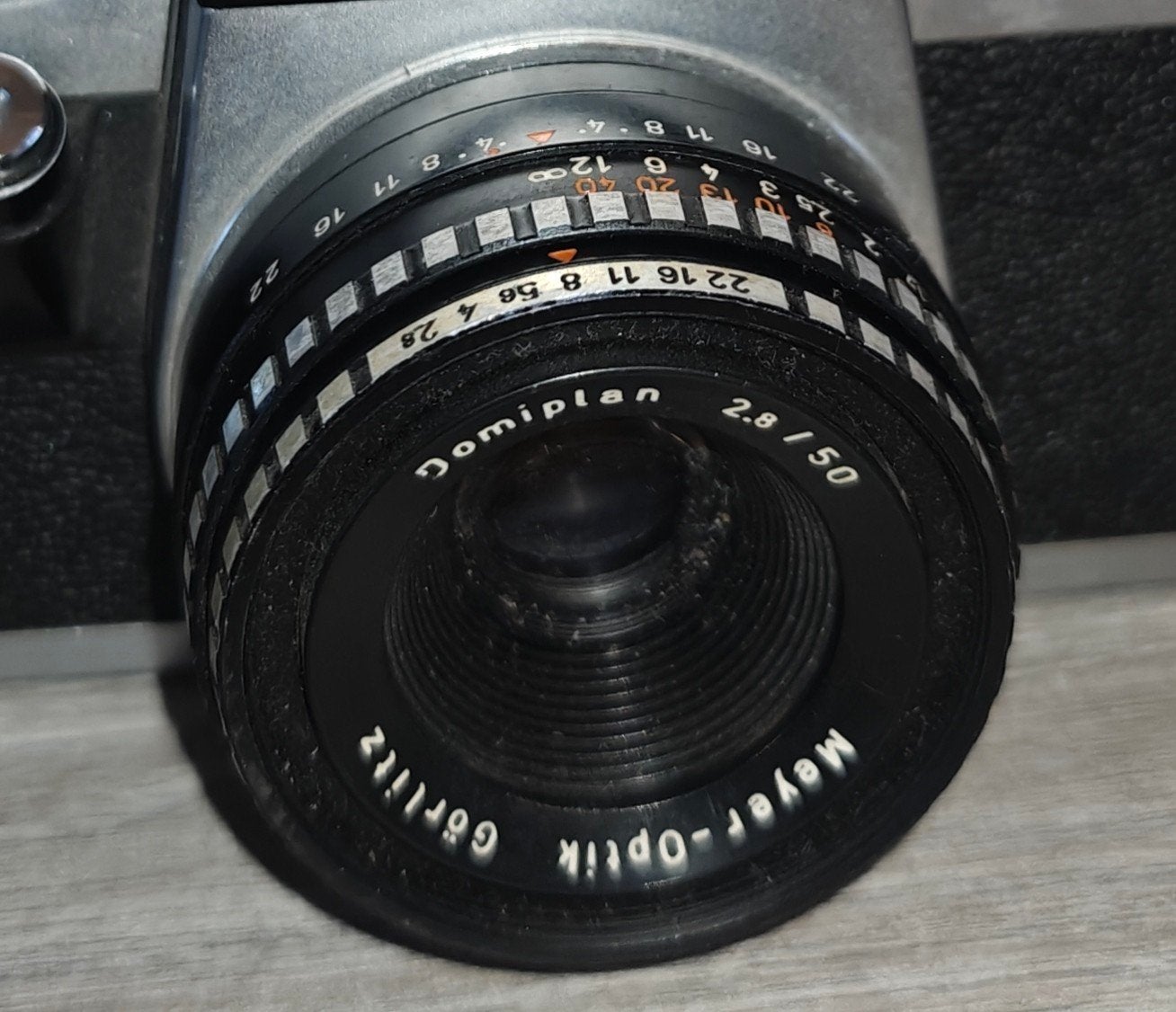 Meyer-Optik Görlitz Domiplan 50mm f/2.8, TV, Hi-fi & Vidéo, Photo | Lentilles & Objectifs, Enlèvement ou Envoi, Utilisé