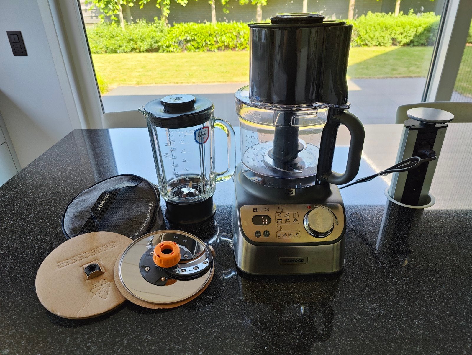 Kenwood FDM72.990SS, Enlèvement