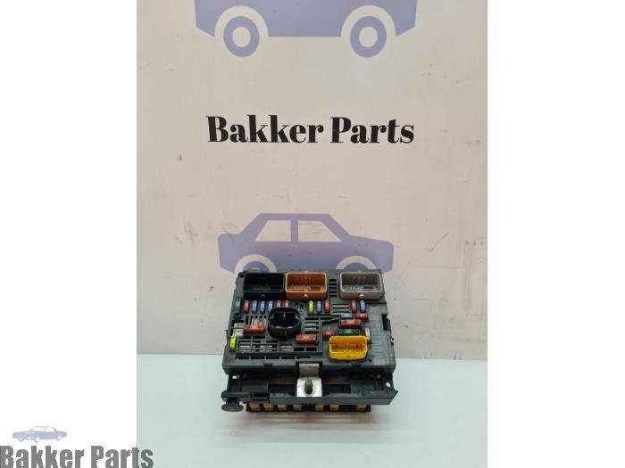Boîte à fusibles d'un Citroen C5, -, 3 mois de garantie, Utilisé, -