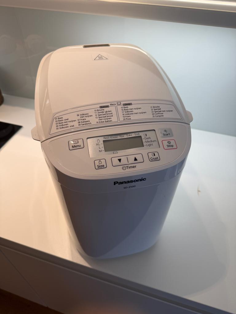 Broodbakmachine Panasonic SD-2500, Ophalen, Zo goed als nieuw