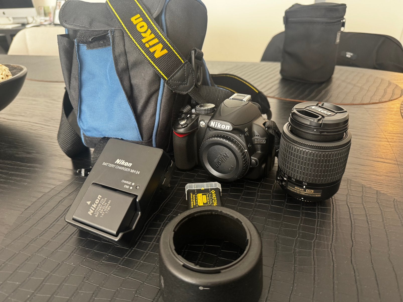 NIKON D3100 + 55-200mm - KIT COMPLET, TV, Hi-fi & Vidéo, Enlèvement ou Envoi, Comme neuf, Nikon