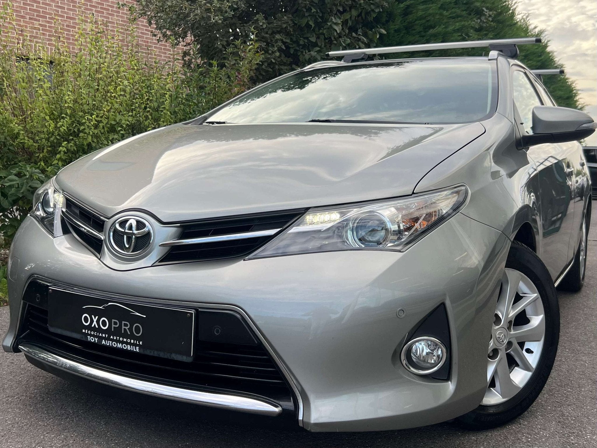 Toyota Auris SW 1.33i VVT-i 99CV / Gps / Clim Auto / Cruise, Achat, Entreprise, Boîte manuelle, Noir