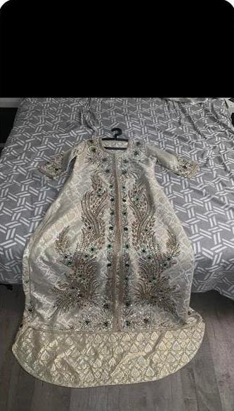Heel mooie kaftan met sleepje, Ophalen of Verzenden, Zo goed als nieuw