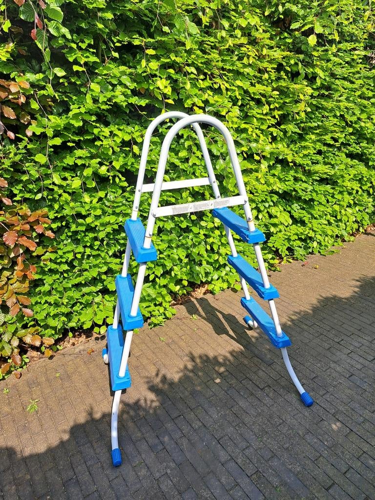 Zwembadtrap  voor een bad max 104 cm hoog, Tuin en Terras, Ophalen