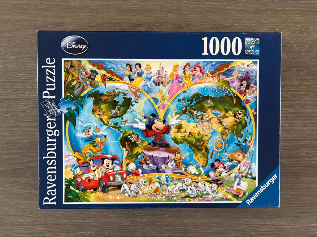 Puzzel Disney’s wereldkaart, Hobby & Loisirs créatifs, Sport cérébral & Puzzles, Enlèvement ou Envoi, 500 à 1500 pièces, Utilisé