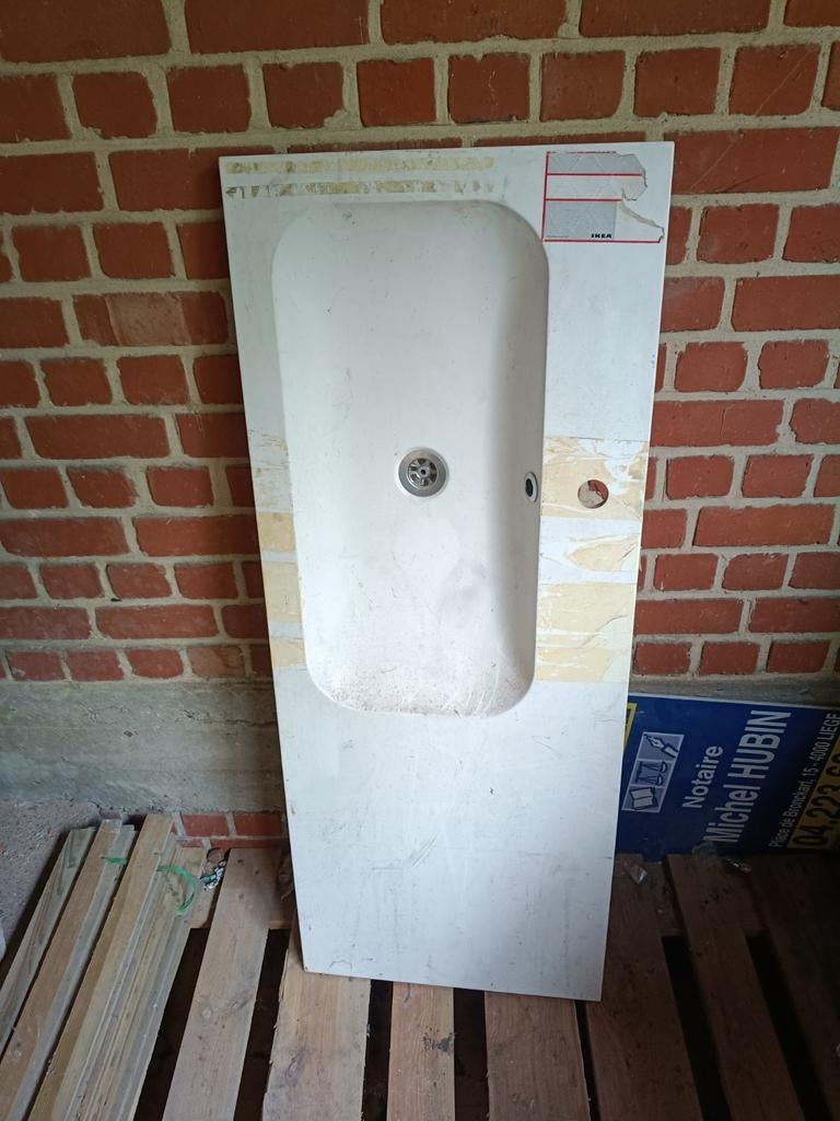 lavabo / vasque salle de bain (à donner).

État utilisé m, Enlèvement