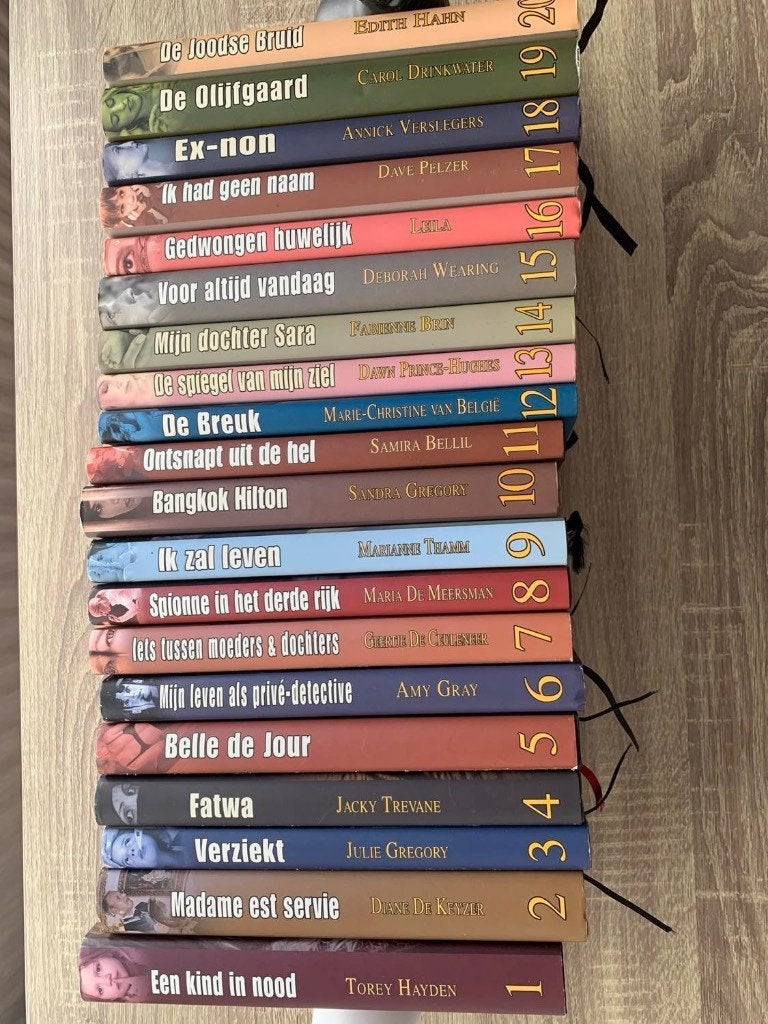 Waargebeurde verhalen 20 boeken, Boeken, Ophalen, Zo goed als nieuw