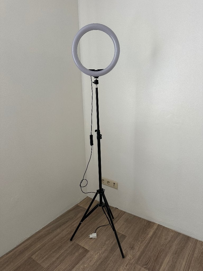 Led ringlicht met statief foto video, Ophalen, Zo goed als nieuw
