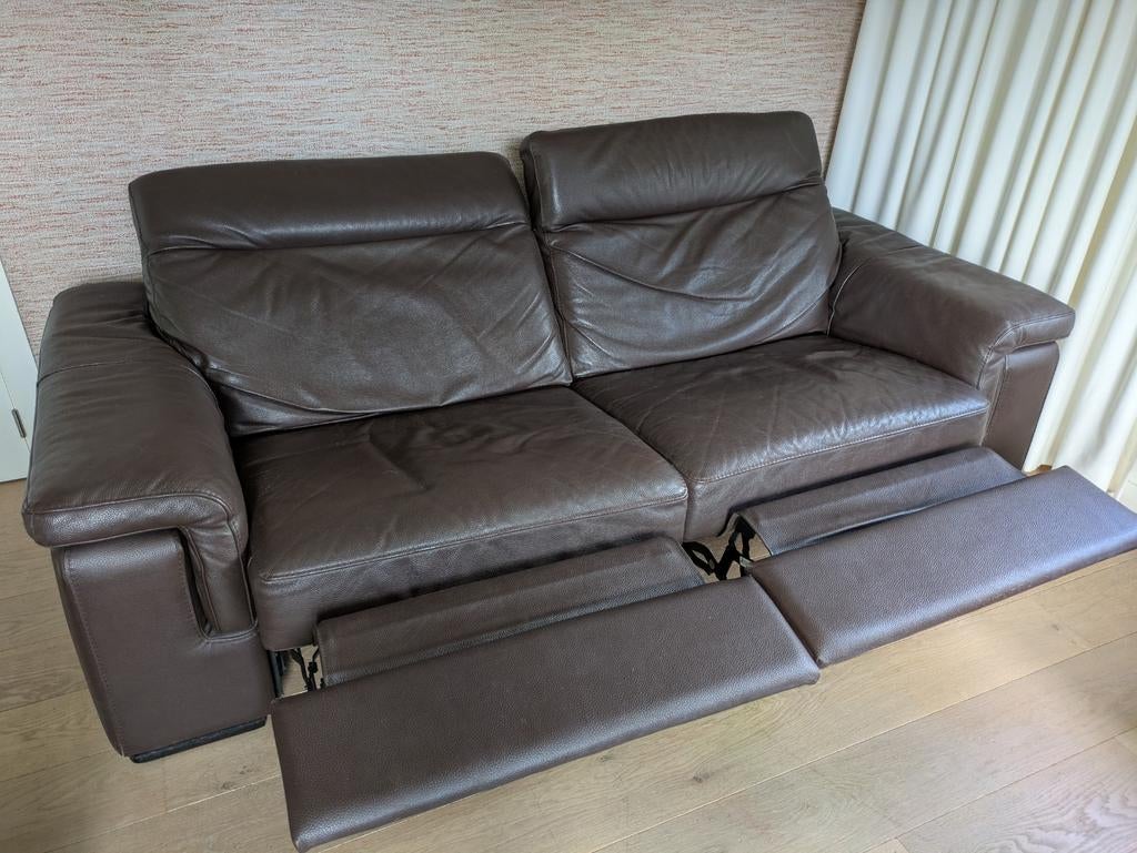 Bruine lederen zetel, Ophalen