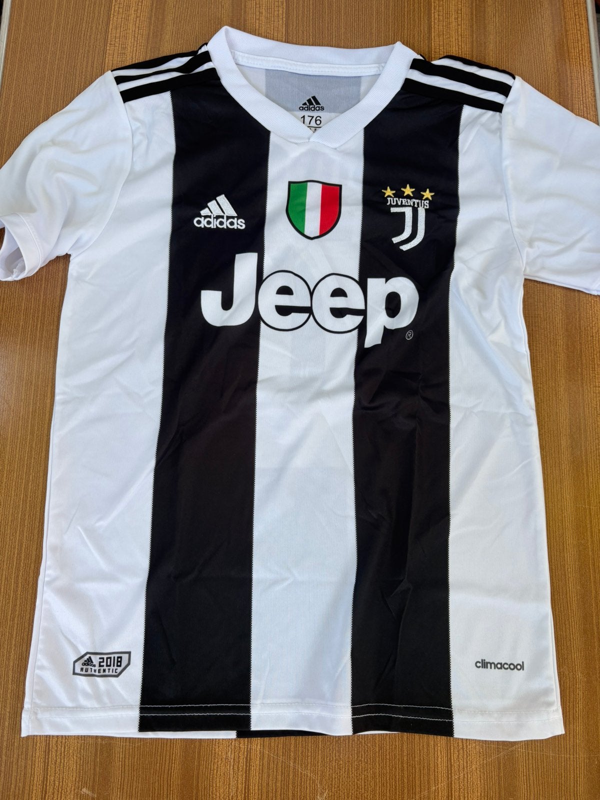 Maillot de foot, Sports & Fitness, Enlèvement, Comme neuf, Maillot