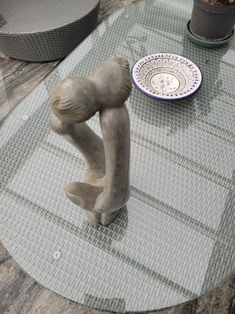 Couple qui s'embrasse, Antiquités & Art, Art | Sculptures & Bois, Gris, Statue, Enlèvement ou Envoi, Fait main