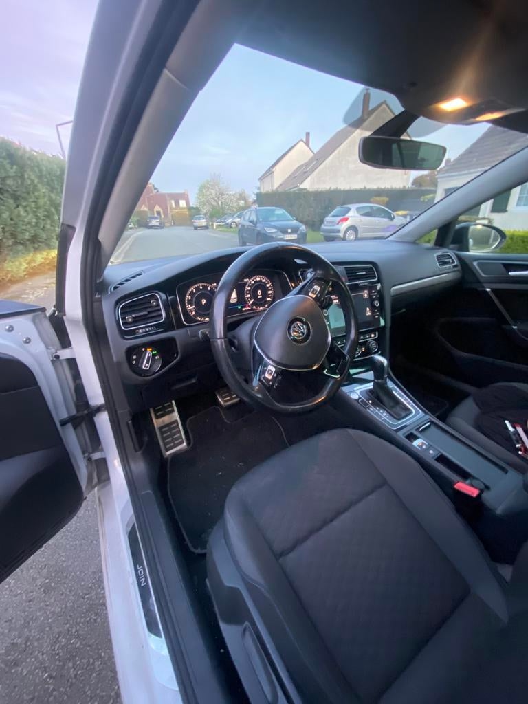 Golf 7,5 1,5 TSI année 2019 fulls options, Autos, Volkswagen, Argent ou Gris, Achat, Carnet d'entretien, Noir