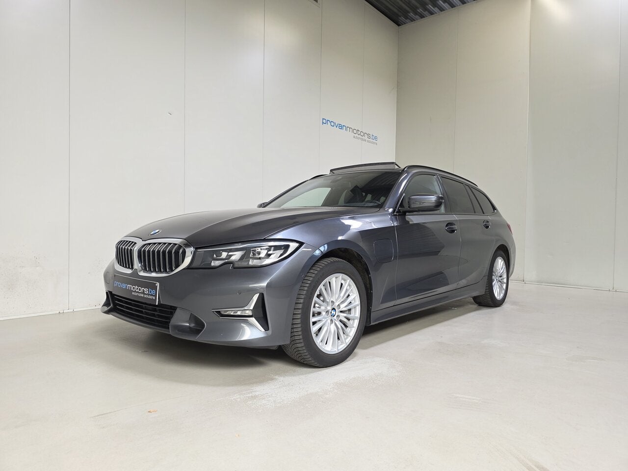 BMW 330 e hybrid Touring - GPS - Pano - Airco - Goede Staat, Auto's, BMW, 0 min, 0 kg, 184 pk, https://public.car-pass.be/vhr/23ee98d1-5adc-4143-ac2b-3f2755718fbb