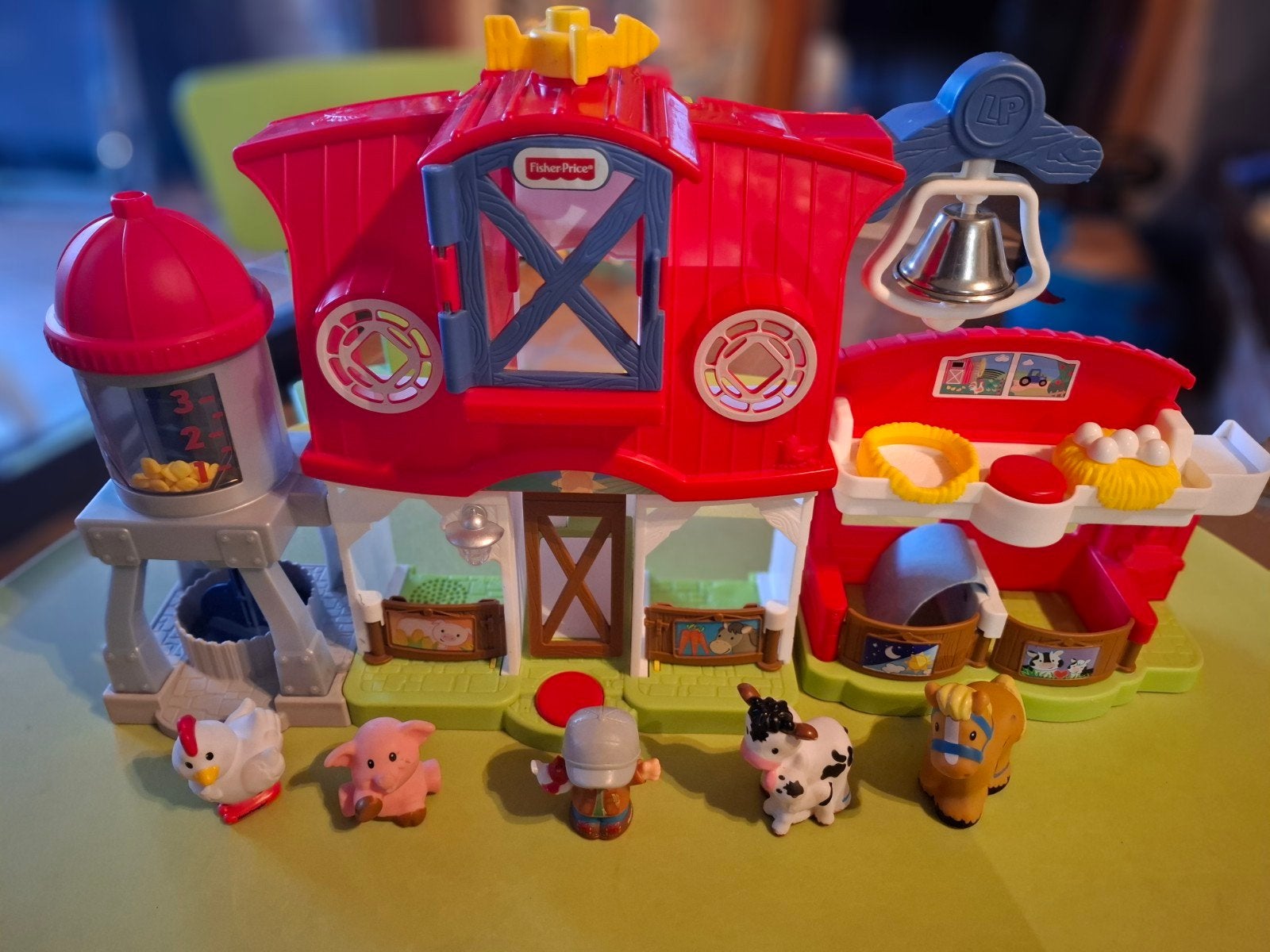 fisher en price boerderij, Ophalen