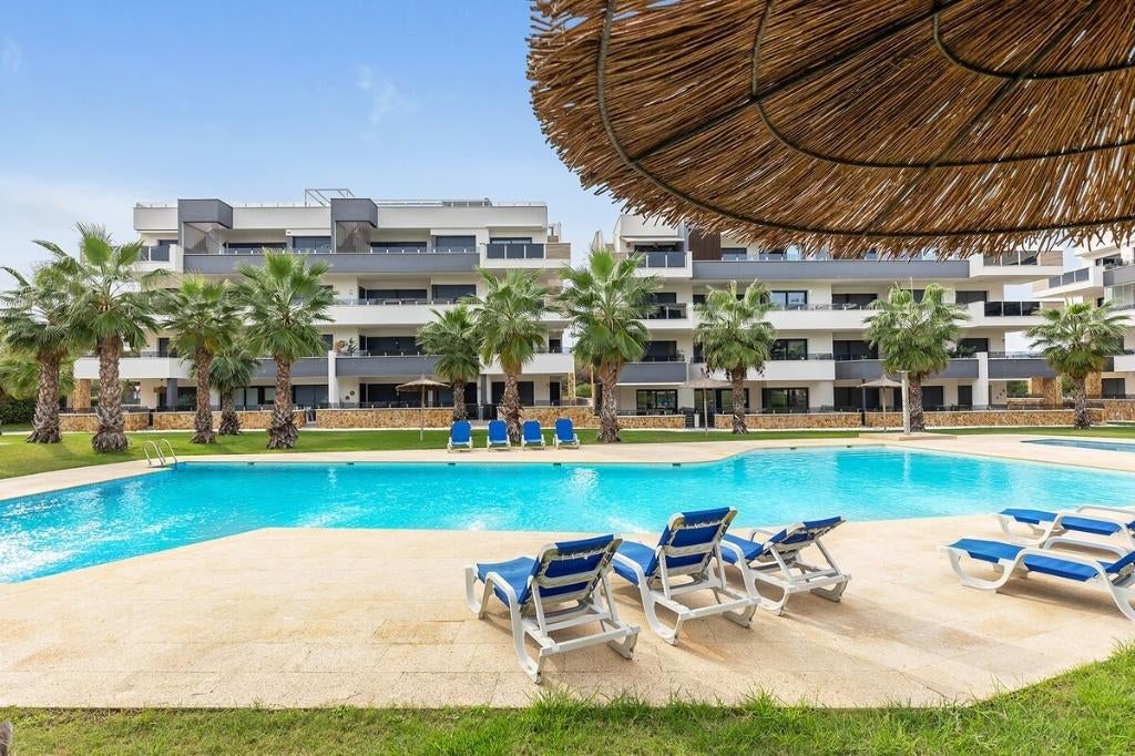 Recent appartement op Los Altos - Orihuela Costa, Los Altos - Orihuela Costa., 101 m², Spanje, 2 kamers