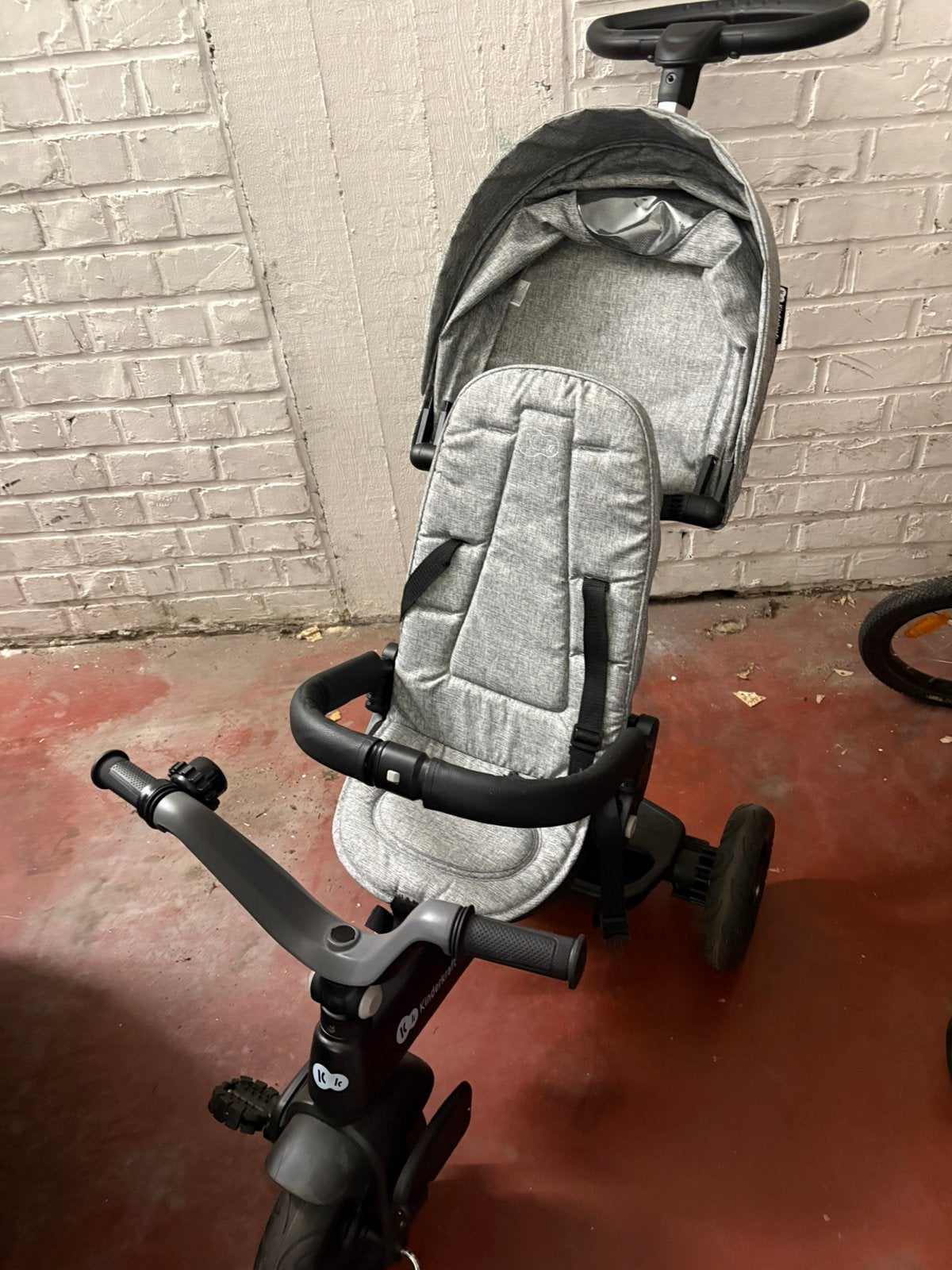 Tricycle kinderkfraft, Enlèvement, Comme neuf
