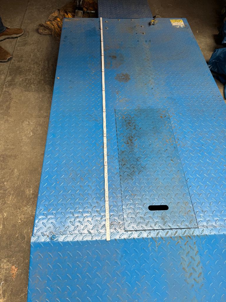 Pneumatisch hefbrug voor zware motor of quad, Ophalen