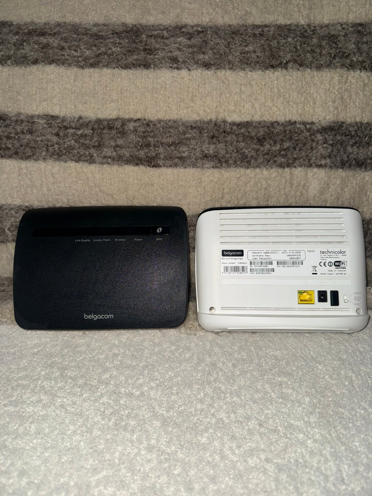 Lot de 3 appar Wi-Fi Tech Proxi– 2x TG233 + 1x Wi-Fi Booster, Informatique & Logiciels, Enlèvement ou Envoi, Comme neuf