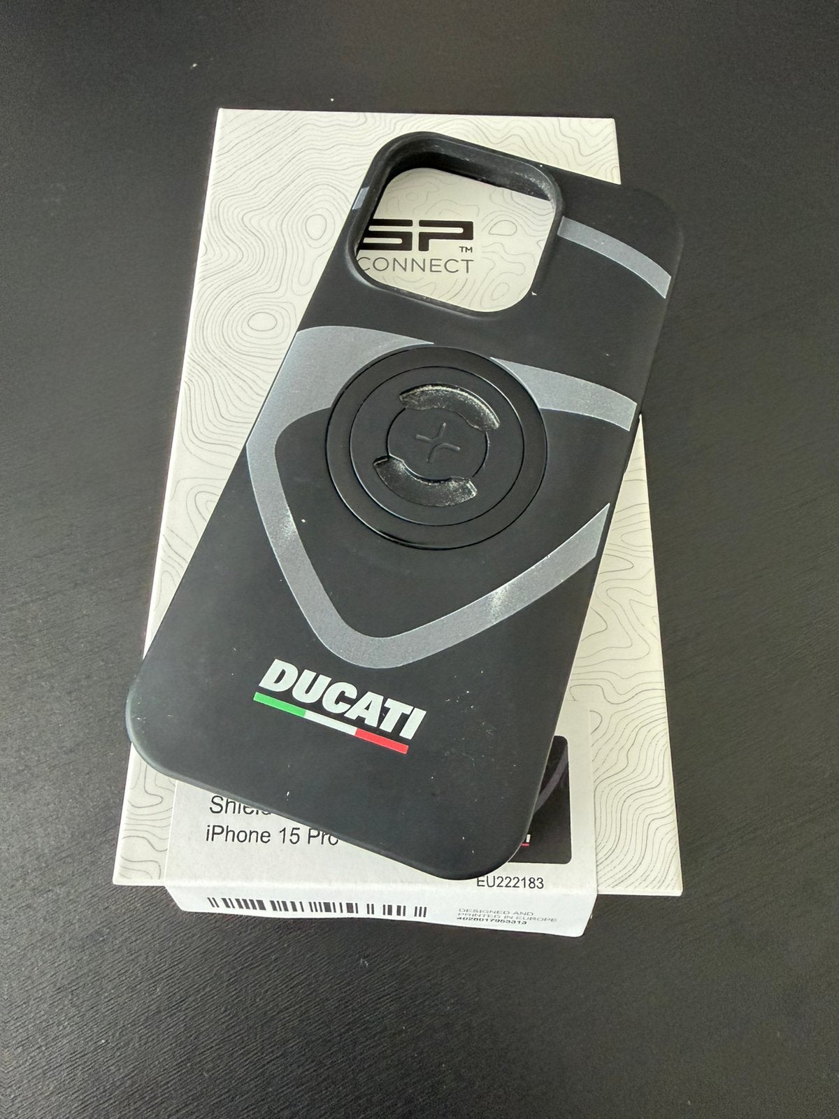 SP Connect Ducati case voor iphone 15 pro, Télécoms, Téléphonie mobile | Apple iPhone, Enlèvement ou Envoi, Utilisé, IPhone 15