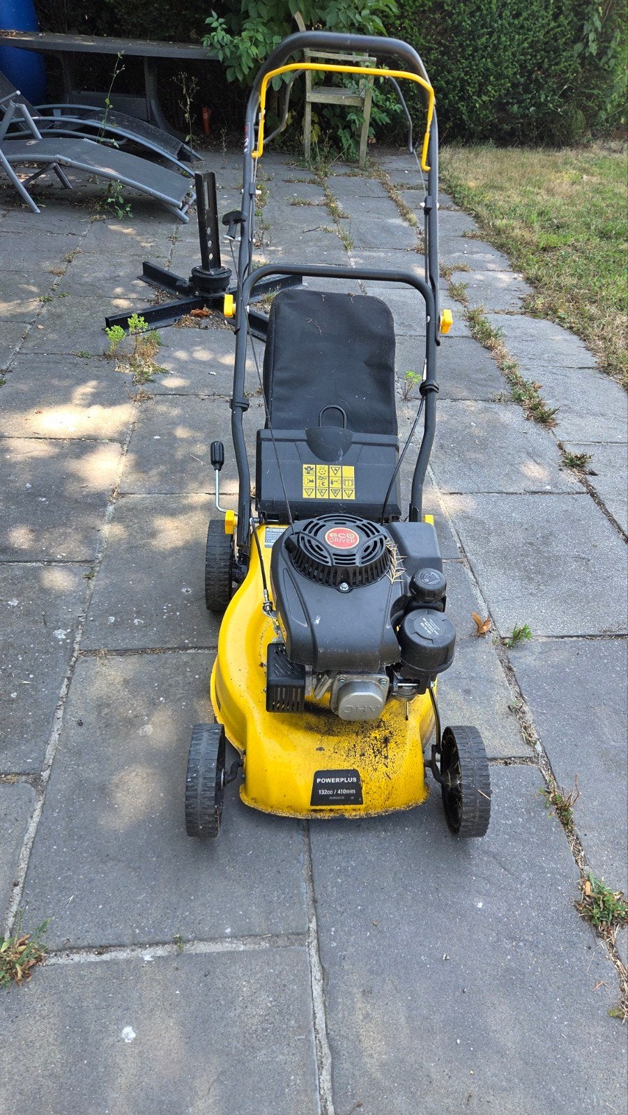 2 benzine grasmaaiers, Tuin en Terras, Grasmaaiers, Ophalen