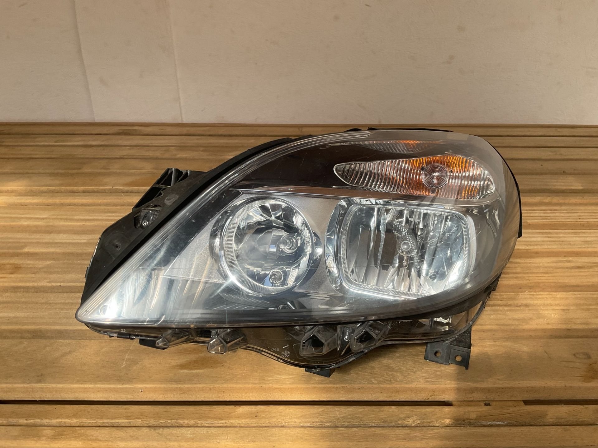 Phare Mercedes Classe B W246 11-18 0301271205 MB-5495, Autos : Pièces & Accessoires, Mercedes-Benz AG, Mercedes-Benz, Utilisé