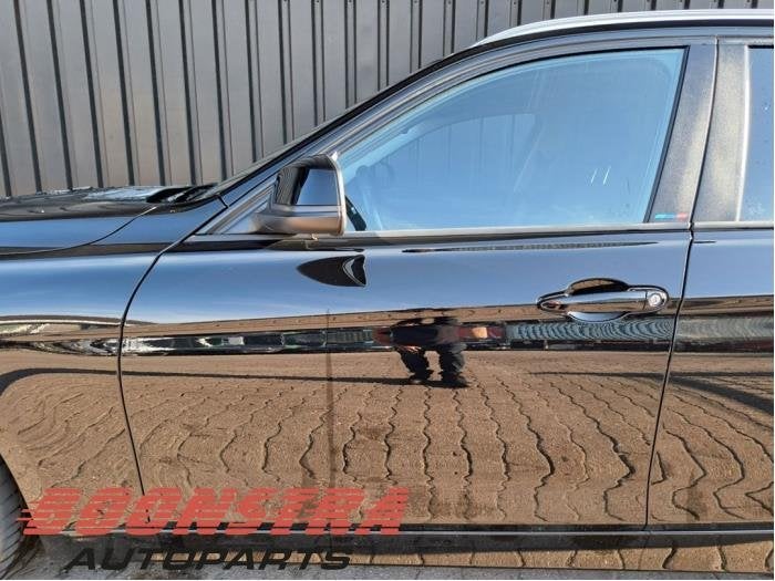 Portier 4Deurs links-voor van een BMW 3-Serie (3-Serie 11-), Gebruikt, -, Deur, -