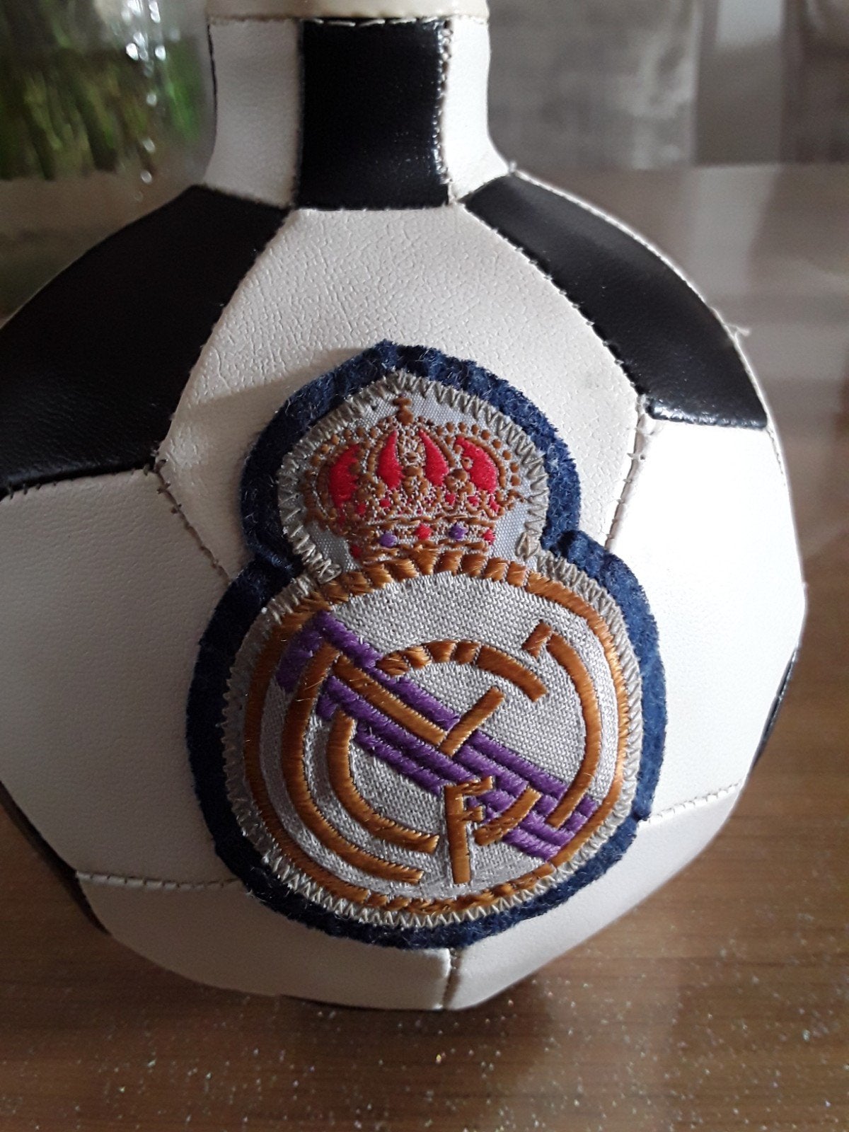 Bouteille ballon avec logo du REAL MADRID, Maison & Meubles, Enlèvement ou Envoi