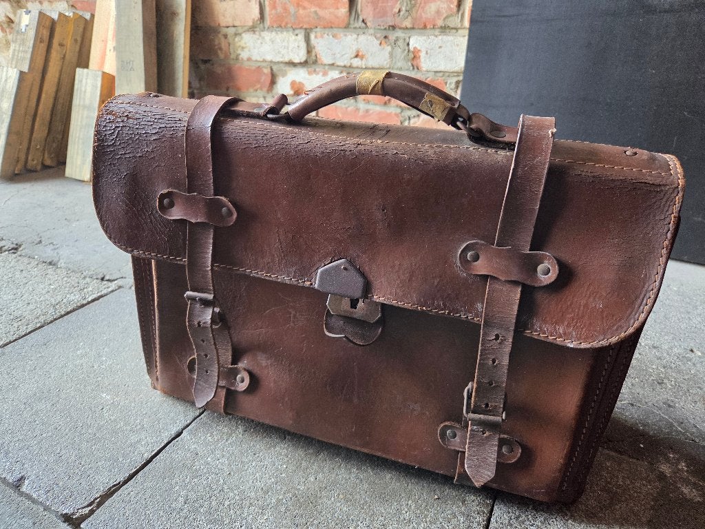Boekentas leder, Handtassen en Accessoires, Tassen | Schooltassen, Ophalen, Gebruikt, Bruin, Aktetas of Boekentas