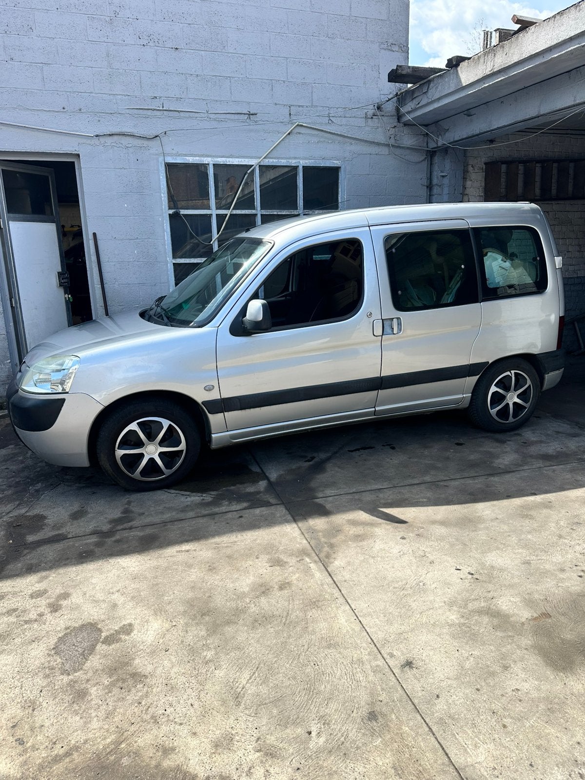 Peugeot Partner essence 1.6i demare roule tres bien Citroen, Enlèvement, Peugeot