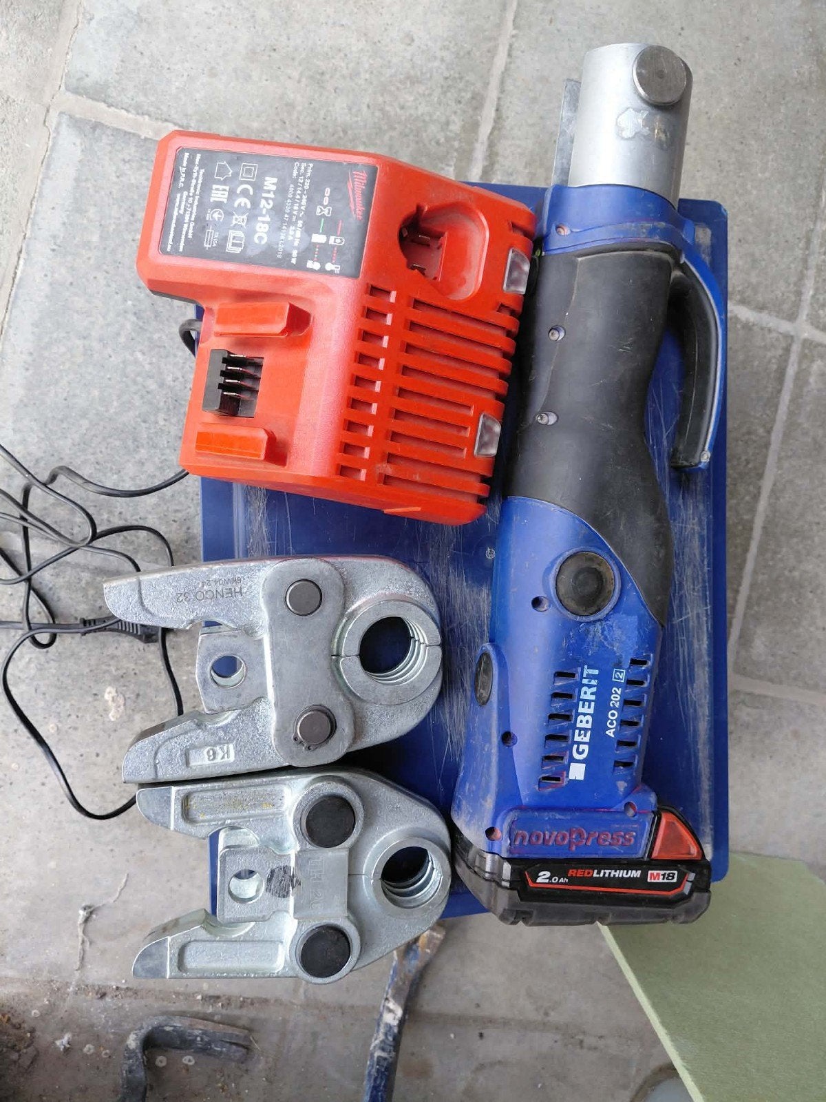Novopress ACO202 perstang + 2 bekken, Enlèvement ou Envoi