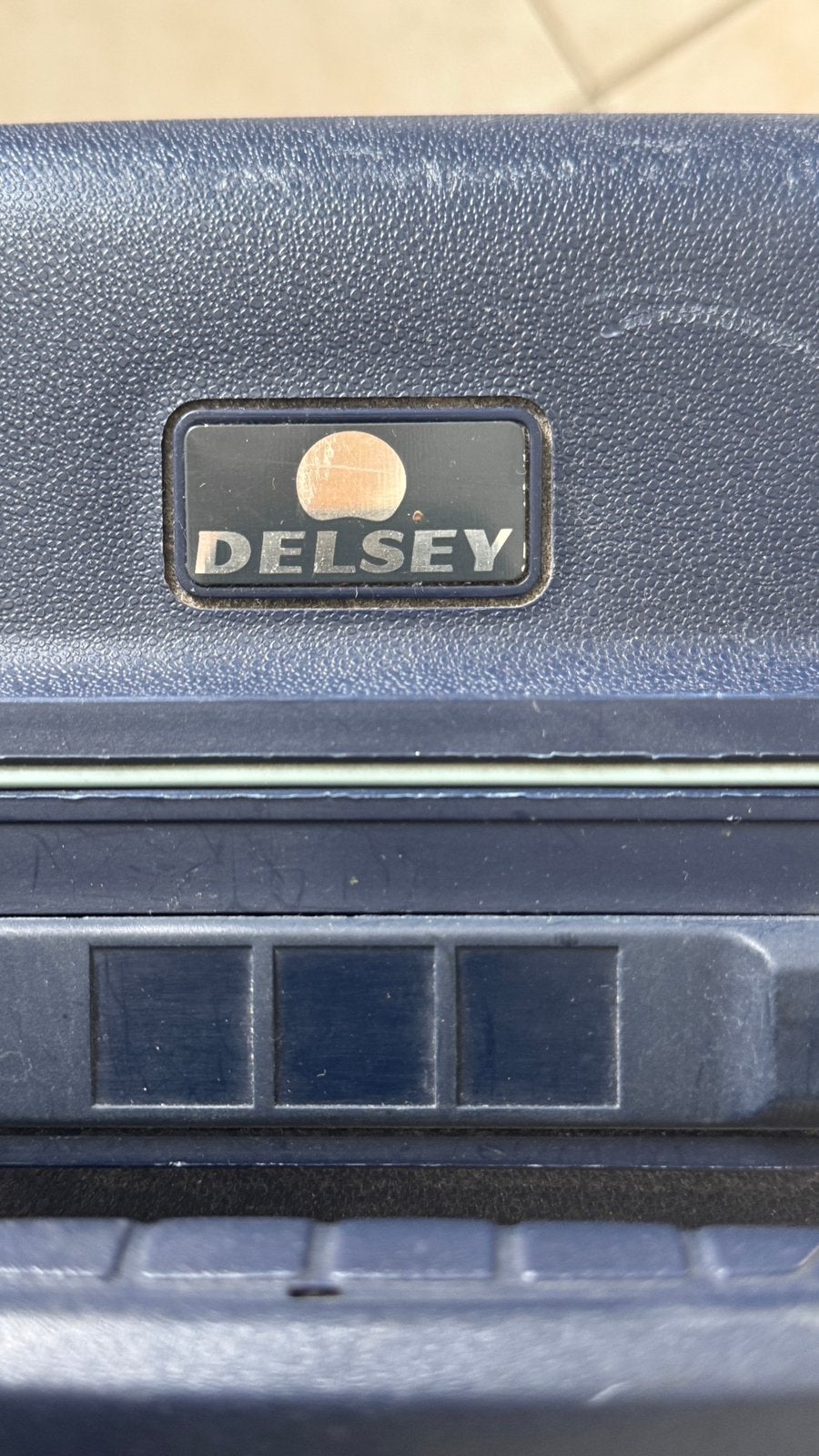Reiskoffer Delsey groot, Ophalen, Gebruikt, Hard kunststof, 45 tot 55 cm