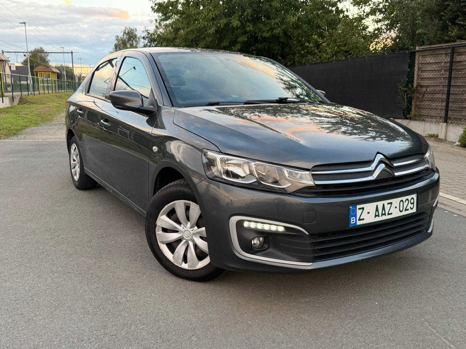 CITROEN C-ELYSEE / BENZINE/ 63.000km/ AIRCO/GARANTIE, Auto's, Voorwielaandrijving, 4 deurs, Stof, 1199 cc